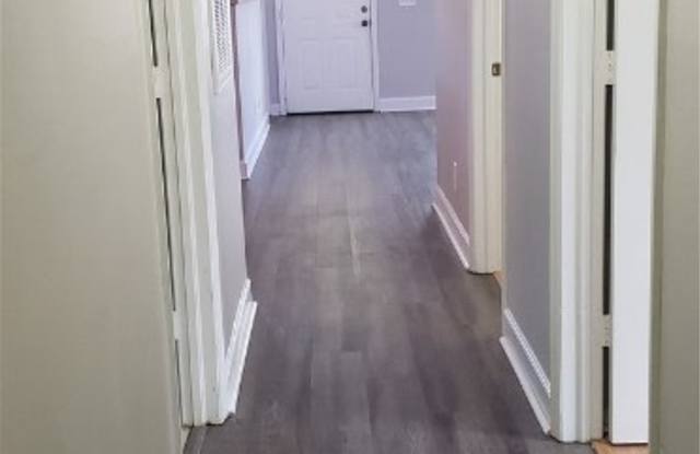 18593 Miami Boulevard Gallery 2