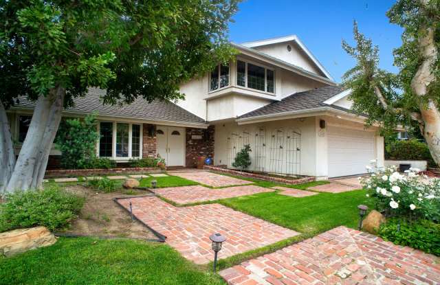 12142 Bowmore Avenue photos photos
