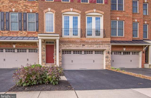 25019 CAMBRIDGE HILL TERRACE - 25019 Cambridge Hill Terrace, South Riding, VA 20152