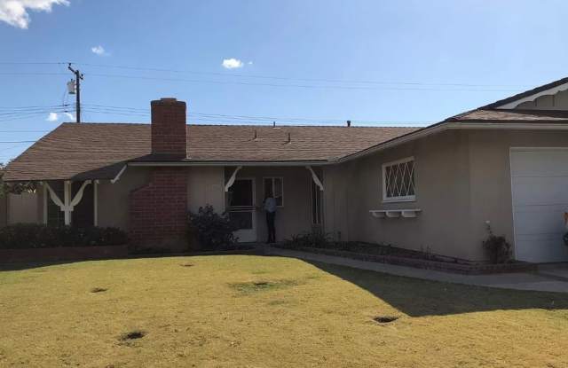 Beautiful 4 bed 2 baths house in a great area of Anaheim! photos photos