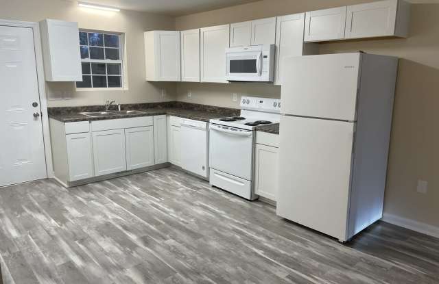 210 Flynt Street Lexington, NC 27295 - 210 Flynt Street, Lexington, NC 27295