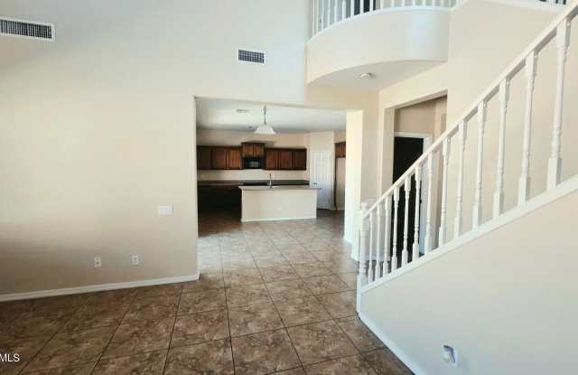 4615 S Antonio Circle Gallery 4