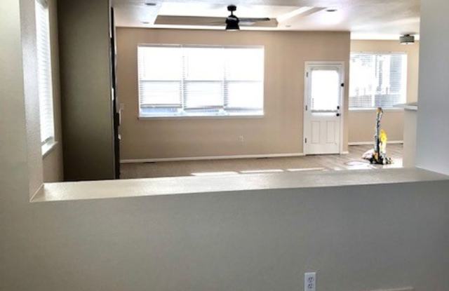 4 bed/ 2.5 bath Home in South Fort Collins - 539 Peyton Drive, Fort Collins, CO 80525