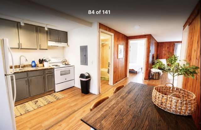 508 W Stuart Dr Gallery 2