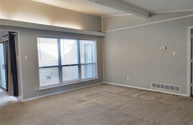 2731 Forest Grove Drive Gallery 4