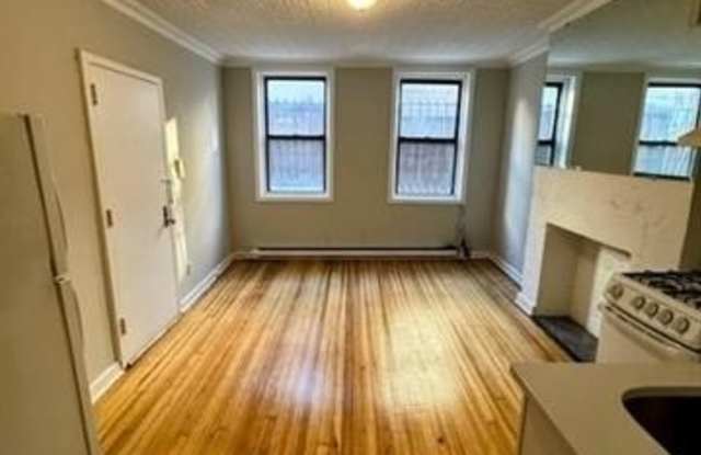 504 COURT ST photos photos