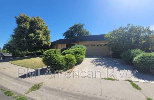 977 Briarcrest Way photos photos