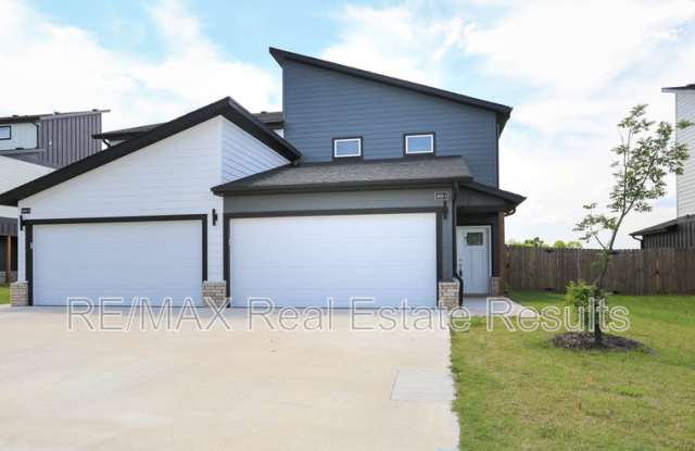 1401 SW Poigai Way photos photos