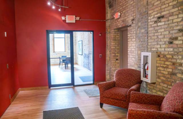 1017 South 2nd Street202 Gallery 2