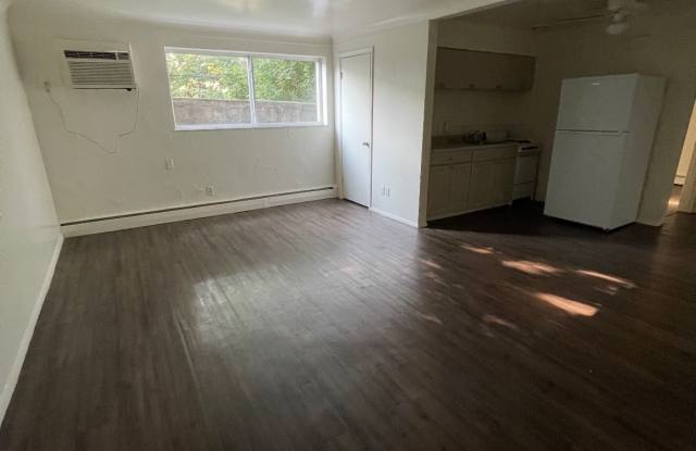 2992 Woodrow Ave photos photos
