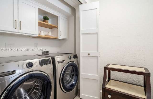322 Buchanan St photos photos