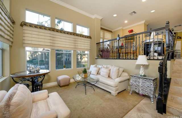 8401 E Kendra - 8401 E Kendra Loop, Orange, CA 92867