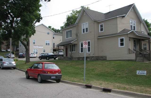 1426 West Michigan Avenue Gallery 3