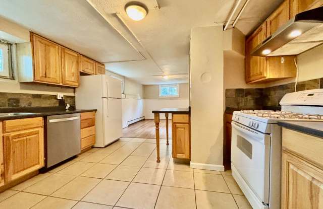 Cozy 2-Bed, 1-Bath Lower Level Apartment – Your Perfect Home Awaits! photos photos