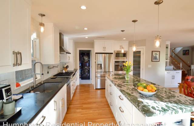 868 Loma Valley Place Gallery 2