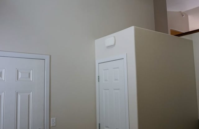 3 Bed 2 Bath Twin Home Gallery 4