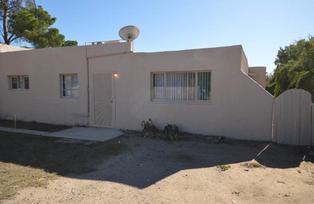 310 E Mohave Road - 310 East Mohave Road, Tucson, AZ 85705