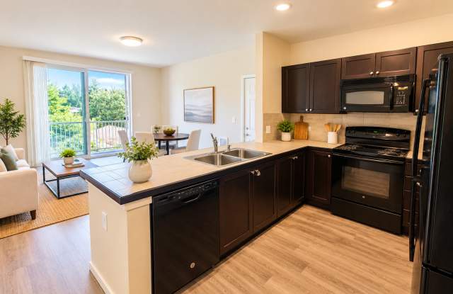 Creekside Apartments Gallery 2