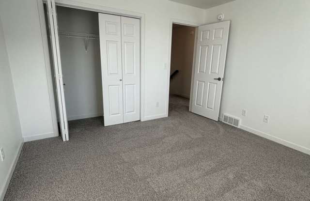 3 Bedroom 3 Bathroom Townhomes photos photos