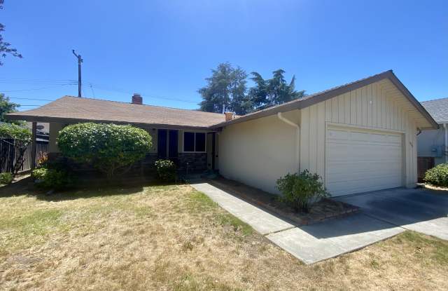 3330 Warburton Ave photos photos