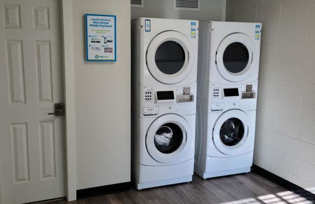 1330 Glenwood Ave photos photos