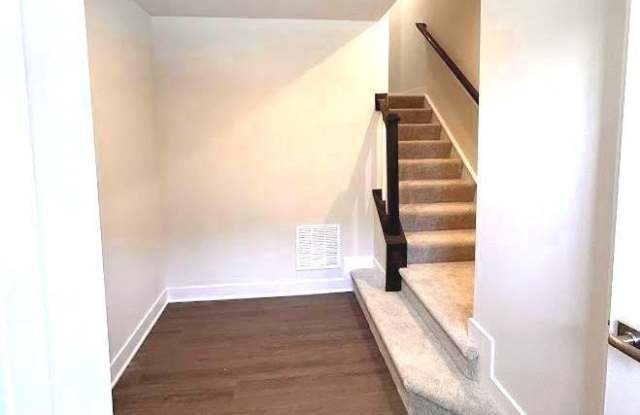 7924 OLIVE BRANCH Lane Gallery 4