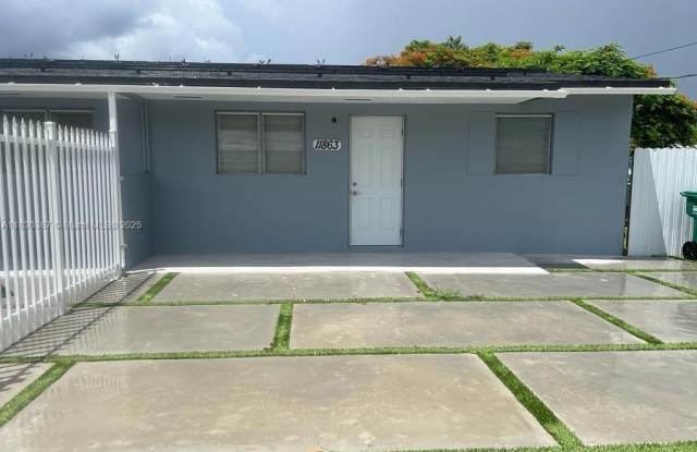 11863 SW 213th St photos photos