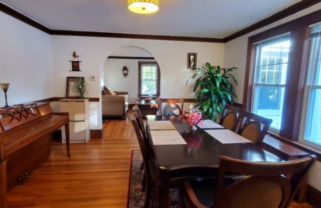 150 Robbins Rd. - 150 Robbins Road, Watertown Town, MA 02472
