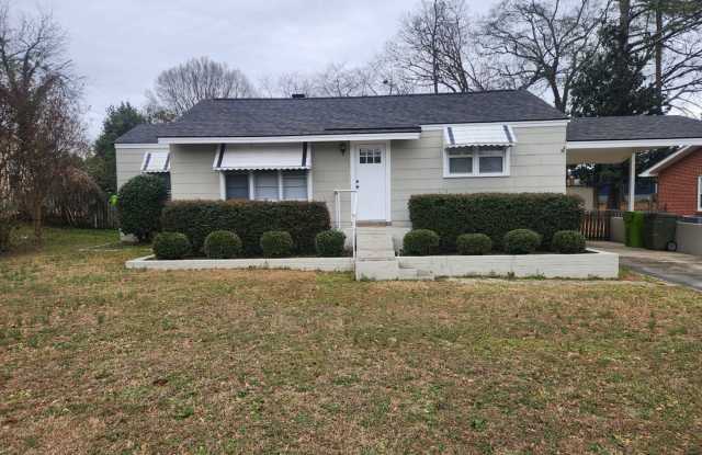 Charming 2 Bedroom 1 Bath photos photos