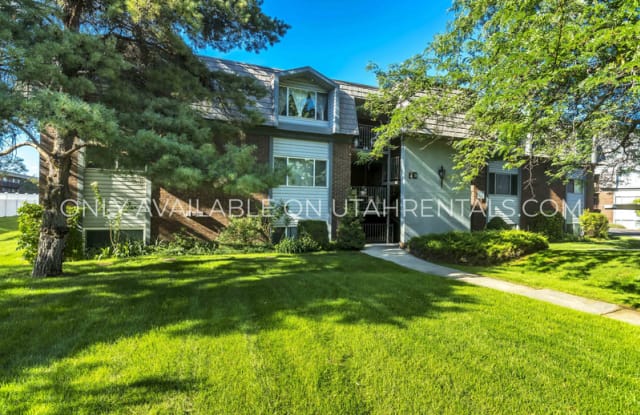 1760 N Willowbrook photos photos