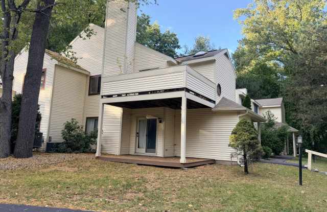 212 Yorktown Drive Gallery 1