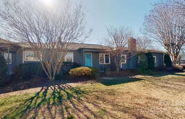3740 Pleasant Plains Road photos photos