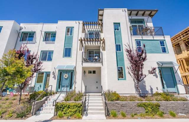 PENTHOUSE CONDO IN COMMUNICATION HILL | 2BEDS, 2BATHS | MUST SEE!!! photos photos