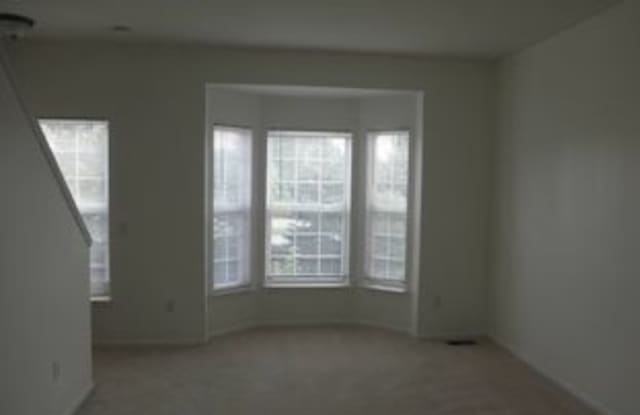 44721 Ellery Lane Gallery 4