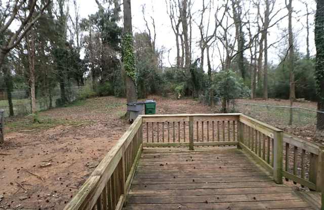 Spacious 3 Bedroom Home! New and renovated Gallery 3