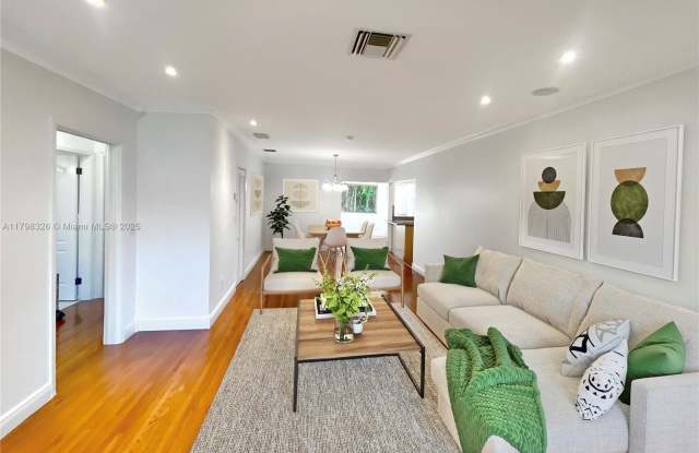 155 Ponce De Leon Blvd photos photos