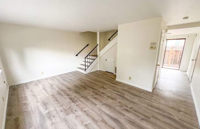 Remodeled Townhouse Near Downtown Campbell photos photos