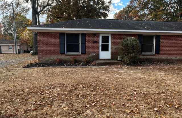 Upgraded 2 Bedroom Duplex (Monroe/Historic District) photos photos