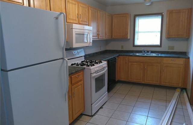 6083 Applecrest Ct Gallery 2