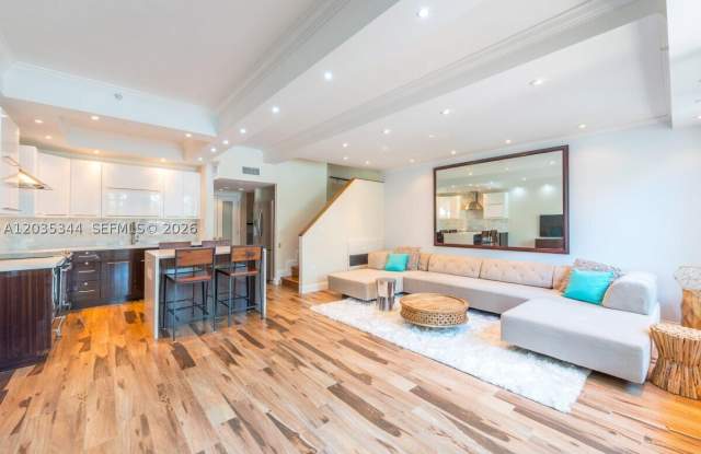 400 S Pointe Dr Gallery 2