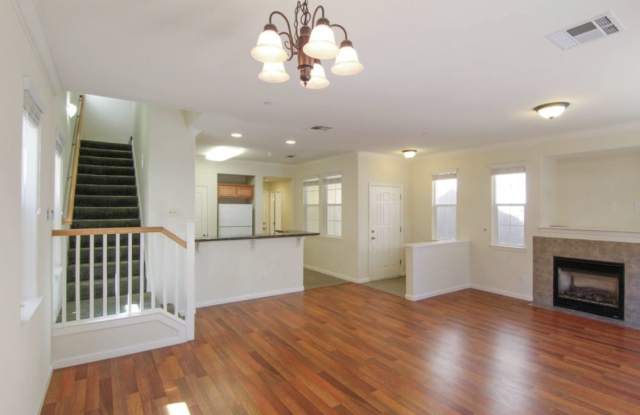 2330 Shining Star Way Gallery 4