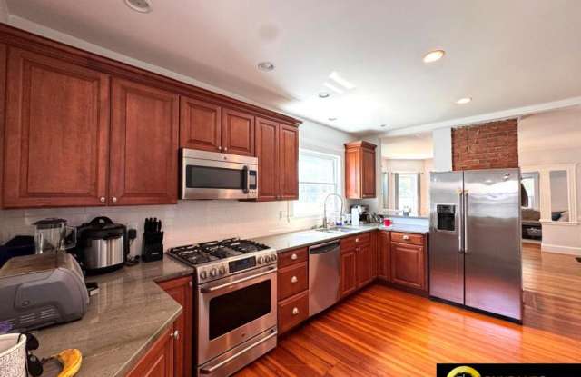 119 Warren St. photos photos