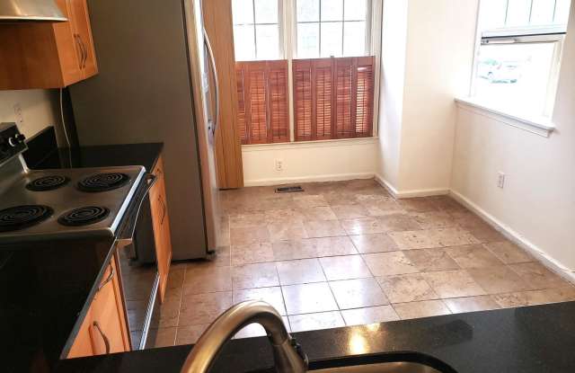 14137 ANGELTON TERRACE Gallery 4