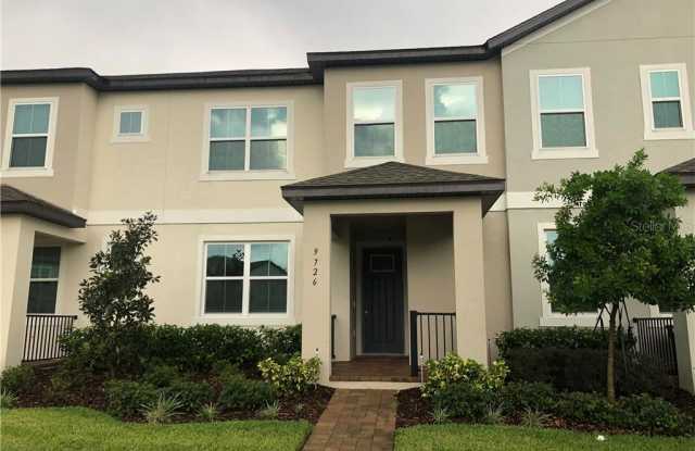 9726 EMERALD BERRY DRIVE - 9726 Emerald Berry Drive, Horizon West, FL 34787