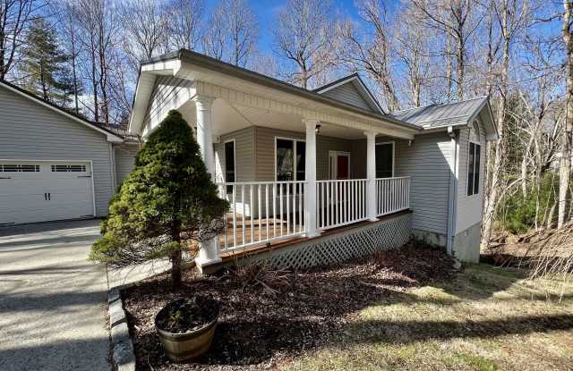 4 Summer Savory Court - 4 Summer Savory Court, East Flat Rock, NC 28731