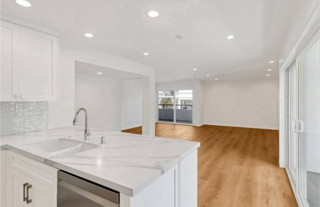 1201 S Catalina Avenue photos photos