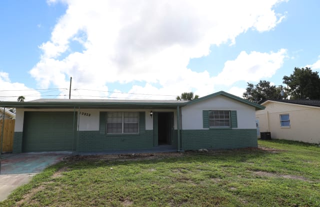 10828 Hillcrest Ave photos photos