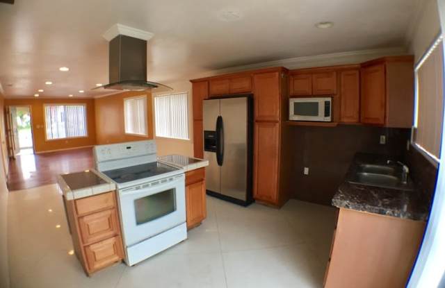 5833 Old Memory Lane Gallery 4