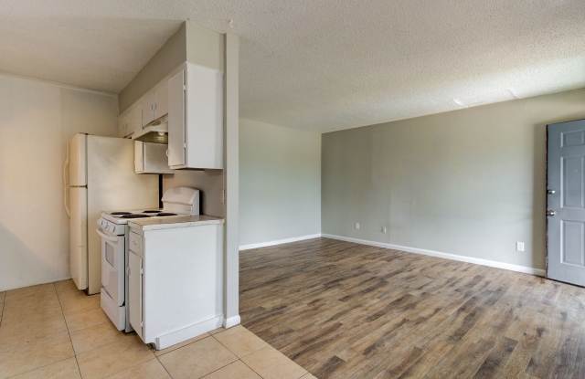 The View: 1  2 Bedroom Apartments with All Inclusive Utilities Option photos photos