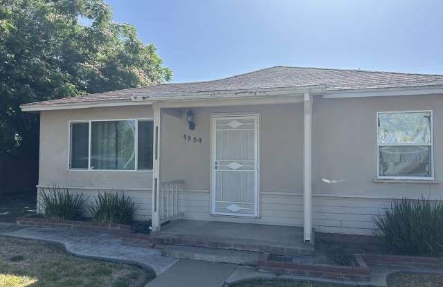 1334 Grape Avenue photos photos